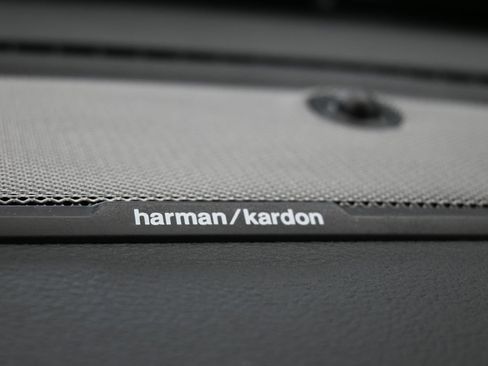 Used 2025 RAM 1500 Laramie w/ Night Edition image 25