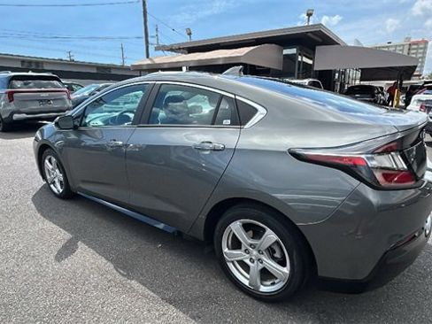 Used 2017 Chevrolet Volt LT image 3