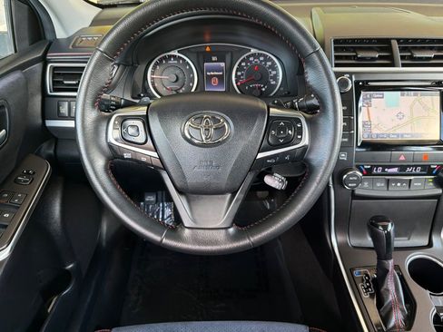 Used 2015 Toyota Camry XSE w/ Advanced Technology Package FWD image 17