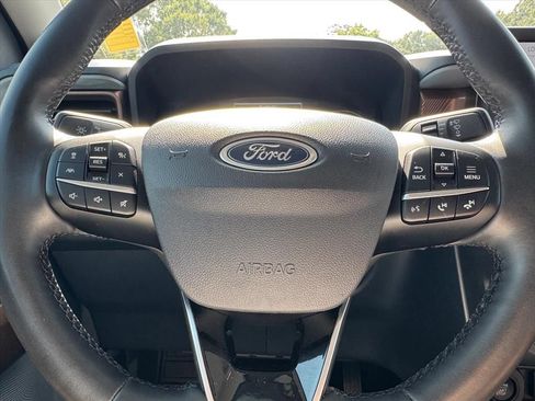 Used 2024 Ford Maverick Lariat FWD image 18