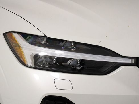 New 2026 Volvo XC60 T8 Plus w/ Protection Package Premier AWD/4WD image 14