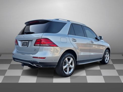 Used 2019 Mercedes-Benz GLE 400 4MATIC image 6