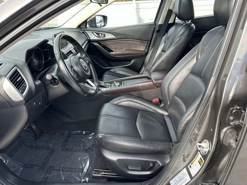 Used 2017 MAZDA MAZDA3 Touring image 25