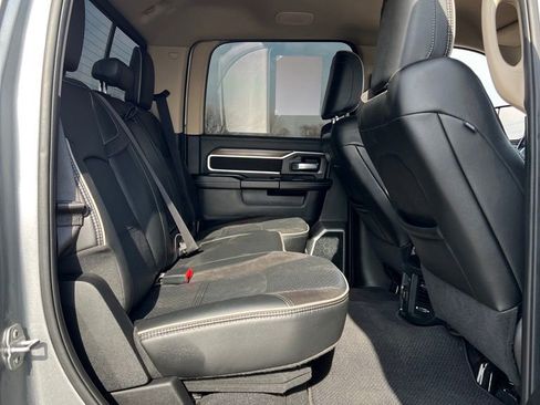 Used 2022 RAM 2500 Laramie w/ Body Color Bumper Group image 30