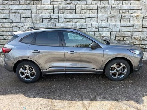 Used 2024 Ford Escape ST-Line w/ Tech Pack #1 image 6