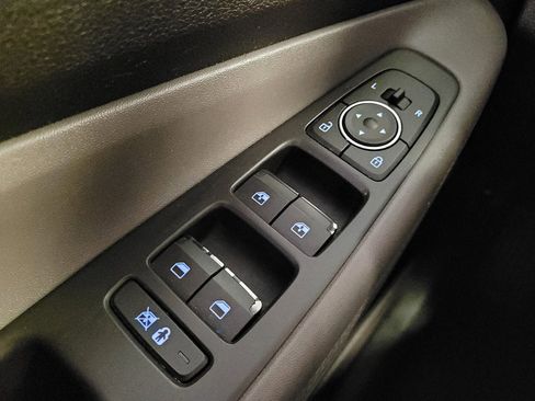 Used 2019 Hyundai Santa Fe SEL FWD image 27