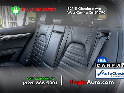 Used 2022 Alfa Romeo Stelvio Veloce image 11