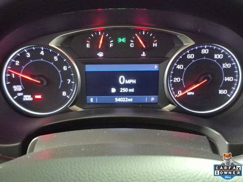 Used 2024 GMC Terrain SLT AWD/4WD image 12