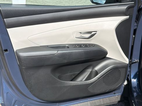 Used 2025 Hyundai Tucson SE FWD image 10