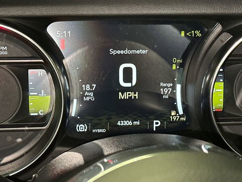 Used 2022 Jeep Wrangler Unlimited Sahara w/ Cold Weather Group image 27