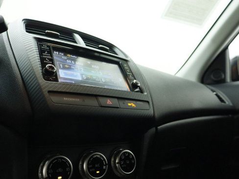 Used 2024 Mitsubishi Outlander Sport ES AWD/4WD image 16