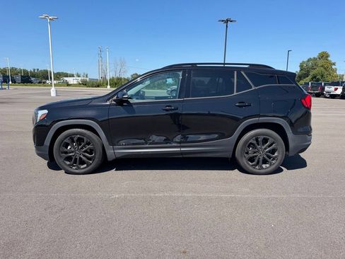 Used 2020 GMC Terrain SLE w/ Driver Convenience Package FWD image 7