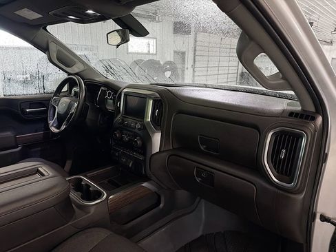 Used 2021 Chevrolet Silverado 1500 RST w/ Redline Edition AWD/4WD image 12
