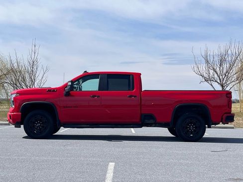 Used 2024 Chevrolet Silverado 2500 LT w/ Z71 Sport Edition image 4
