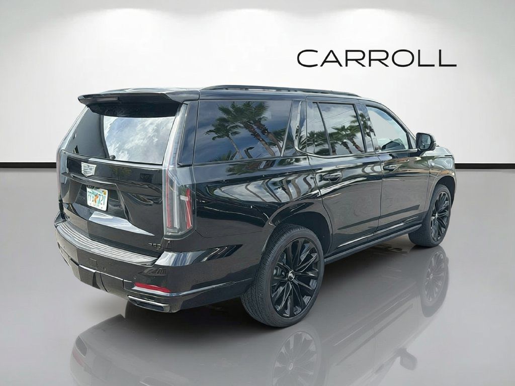 Used 2026 Cadillac Escalade Platinum Sport w/ LPO, ONYX Package AWD/4WD image 3