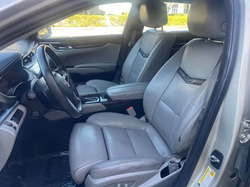 Used 2013 Cadillac XTS Luxury image 15