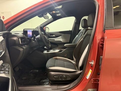 Certified 2024 Buick Envista Preferred w/ Convenience I Package image 13