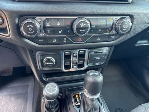 New 2025 Jeep Wrangler Sport S image 24