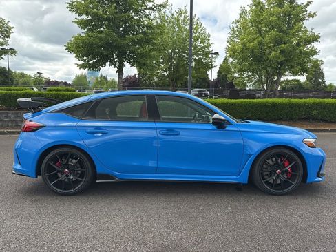 Certified 2025 Honda Civic Type R image 8