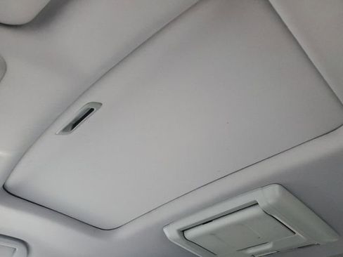 Used 2018 Honda Pilot Elite image 38