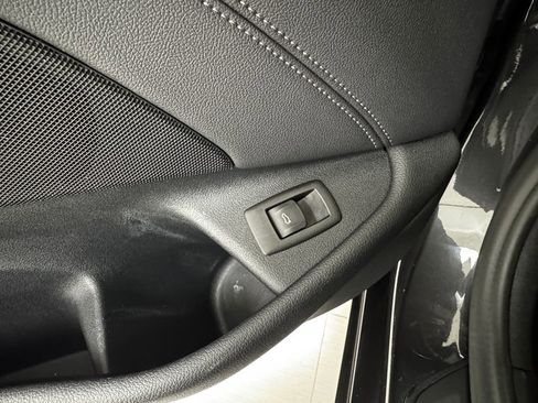 Used 2022 BMW 530i xDrive w/ Convenience Package image 30