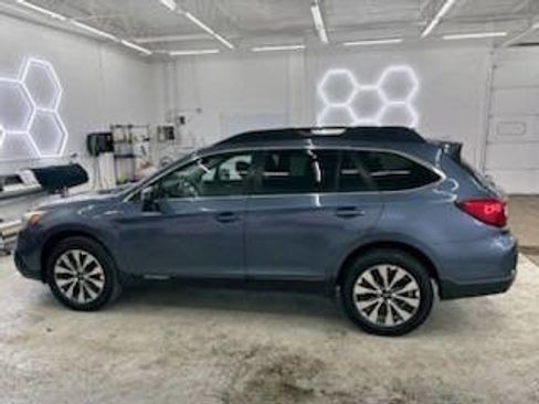 Used 2017 Subaru Outback 2.5i Limited image 6