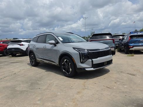 New 2026 Kia Sportage SX FWD image 2