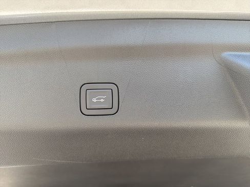 New 2026 Chevrolet Tahoe Premier AWD/4WD image 16