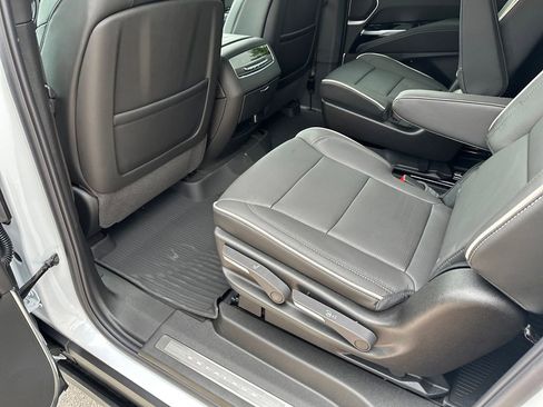 New 2026 Cadillac Escalade ESV Luxury w/ LPO, Floor Liner Package image 23