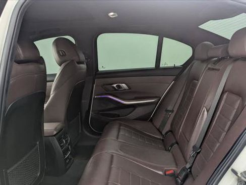 Used 2019 BMW 330i Sedan RWD image 17