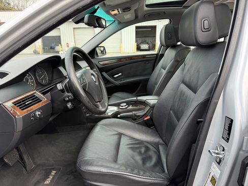 Used 2008 BMW 528i Sedan image 2