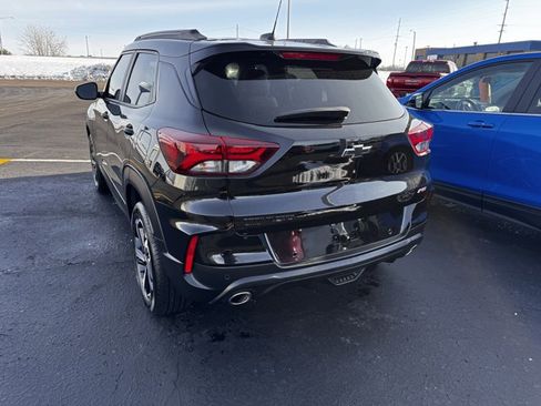 Used 2021 Chevrolet TrailBlazer RS w/ Convenience Package image 3