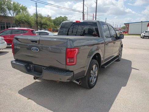 Used 2017 Ford F150 Lariat RWD image 5