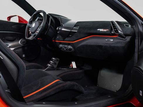 Certified 2020 Ferrari 488 Pista Spider image 51