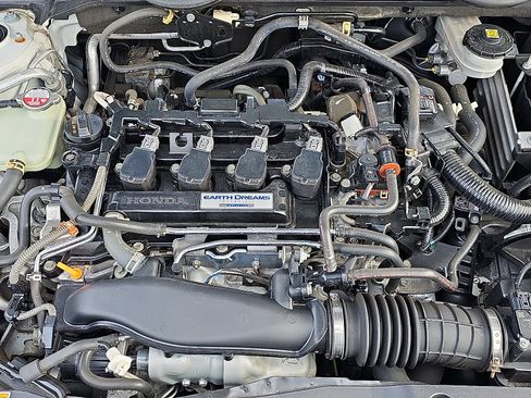 Used 2018 Honda Civic EX-T image 29