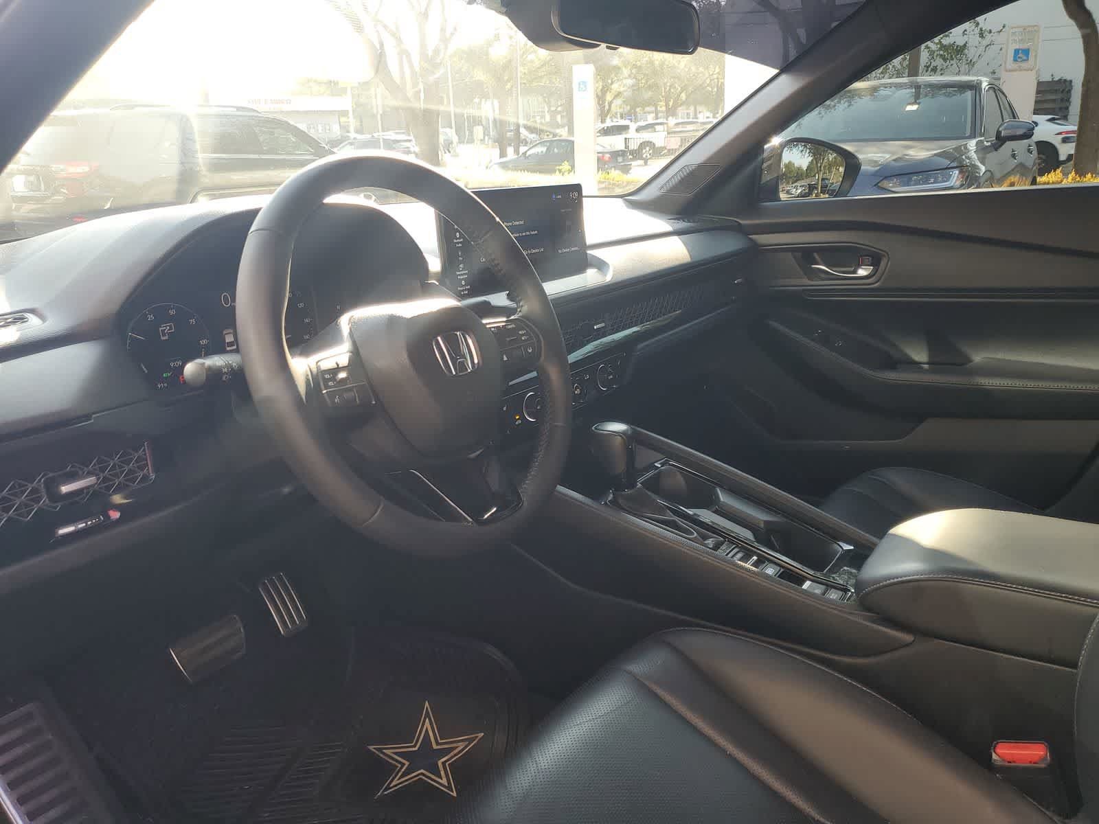 Used 2023 Honda Accord Sport image 2