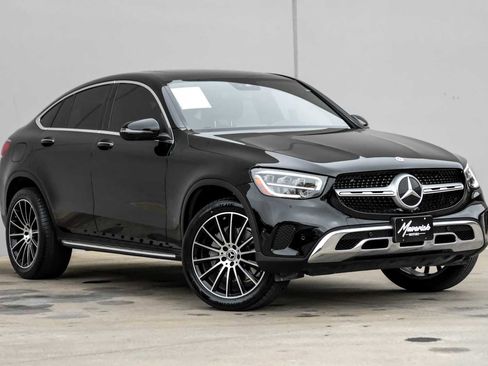 Used 2021 Mercedes-Benz GLC 300 4MATIC Coupe image 7