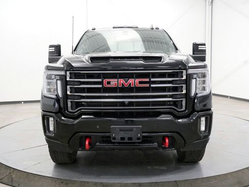 Used 2022 GMC Sierra 2500 AT4 w/ AT4 Preferred Package AWD/4WD image 2