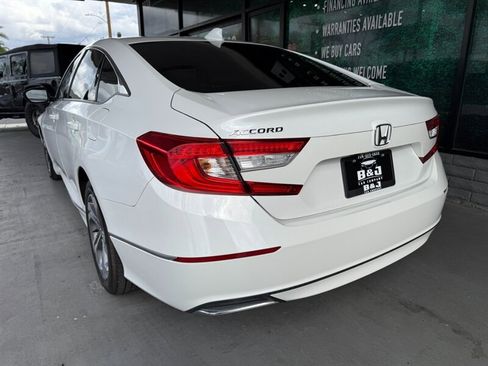 Used 2018 Honda Accord EX image 7