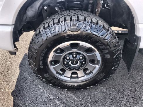 Used 2023 Ford F250 Lariat w/ Tremor Off-Road Package image 10