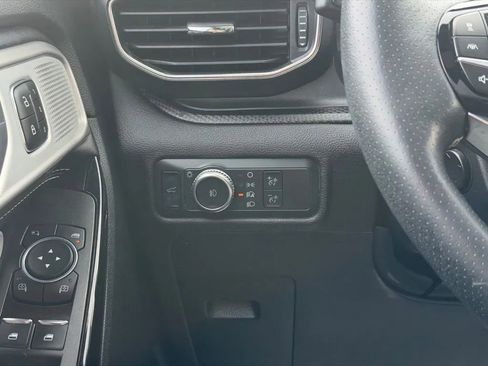 Used 2022 Ford Explorer ST w/ Equipment Group 401A AWD/4WD image 14