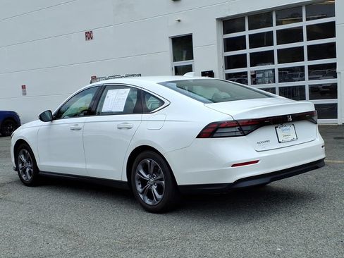 Used 2023 Honda Accord EX image 4