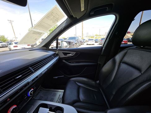Used 2018 Audi Q7 2.0T Premium Plus w/ Premium Plus Package AWD/4WD image 12