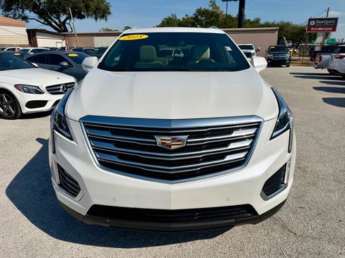 Used 2018 Cadillac XT5 Premium Luxury image 2