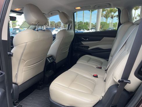 Used 2019 Subaru Ascent Premium image 10