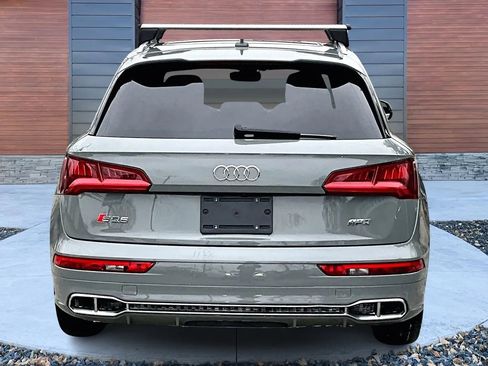 Used 2019 Audi SQ5 Premium w/ Convenience Package image 4