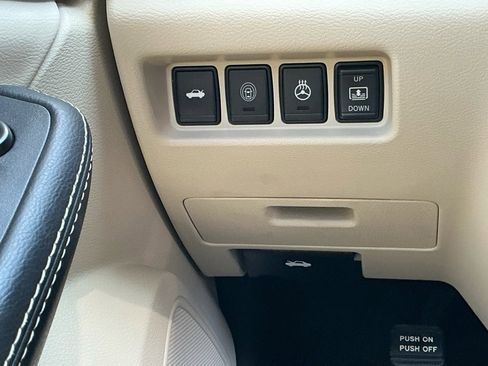 Used 2023 Nissan Maxima Platinum w/ Sport Mat Group image 11