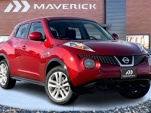 Used 2013 Nissan Juke S image 1