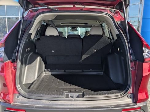 Used 2025 Honda CR-V EX image 11