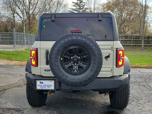 New 2025 Ford Bronco Outer Banks w/ Sasquatch Package image 5